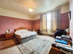 Bedroom 1 - click for photo gallery